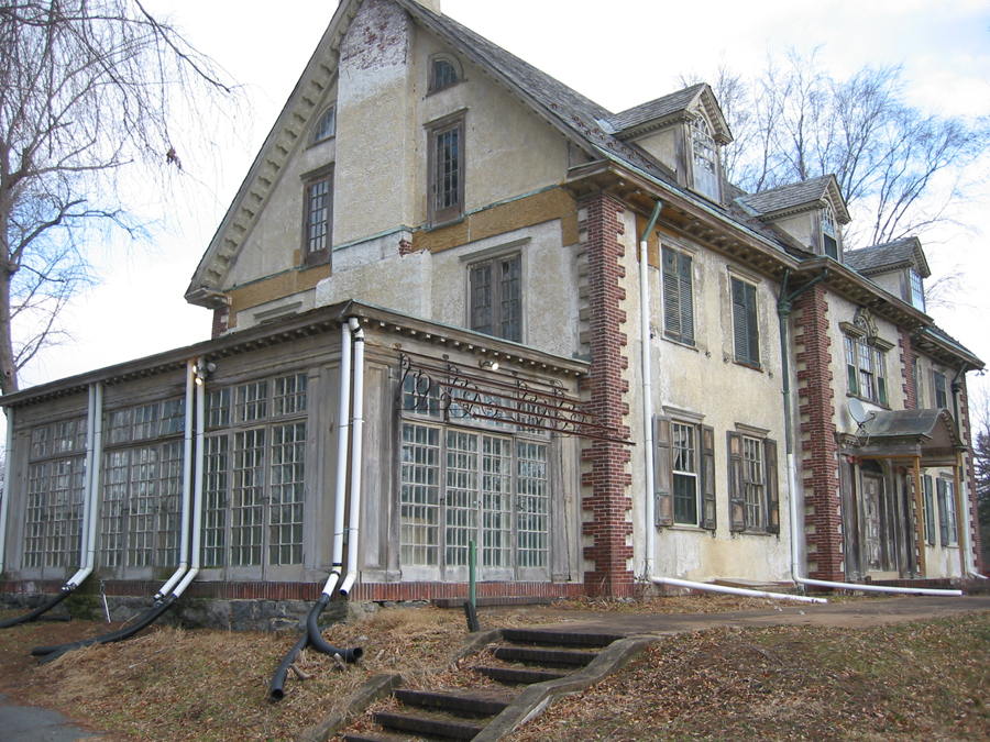 Housenick  Park Mansion