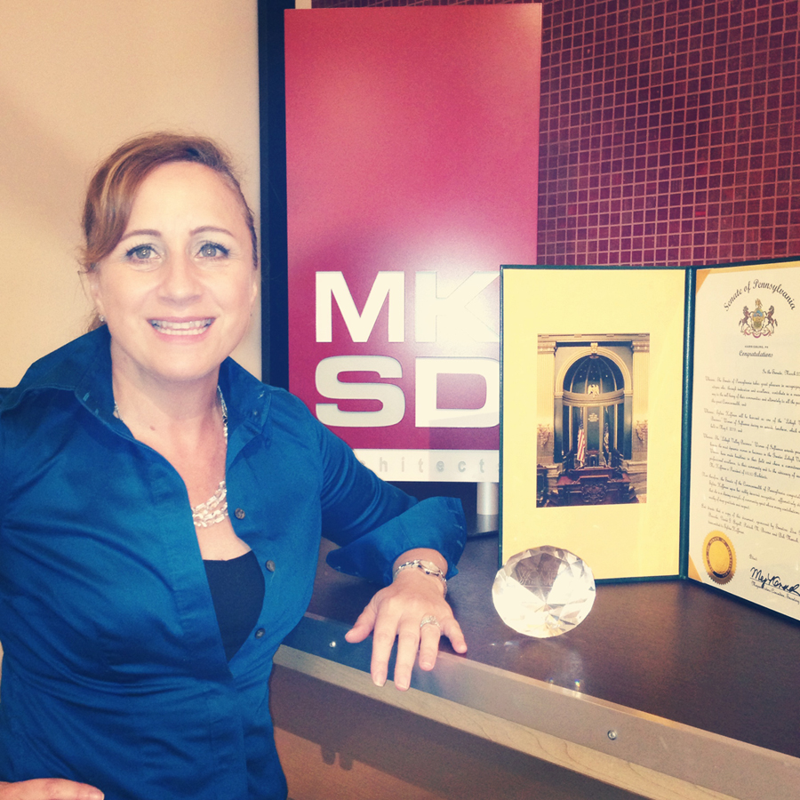 Silvia Woman of Influence award_small